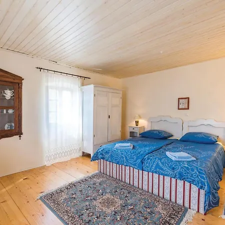 11 * Markovac