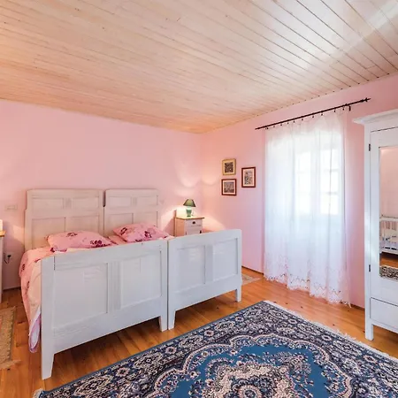 Holiday home Beautiful In With Wifi
